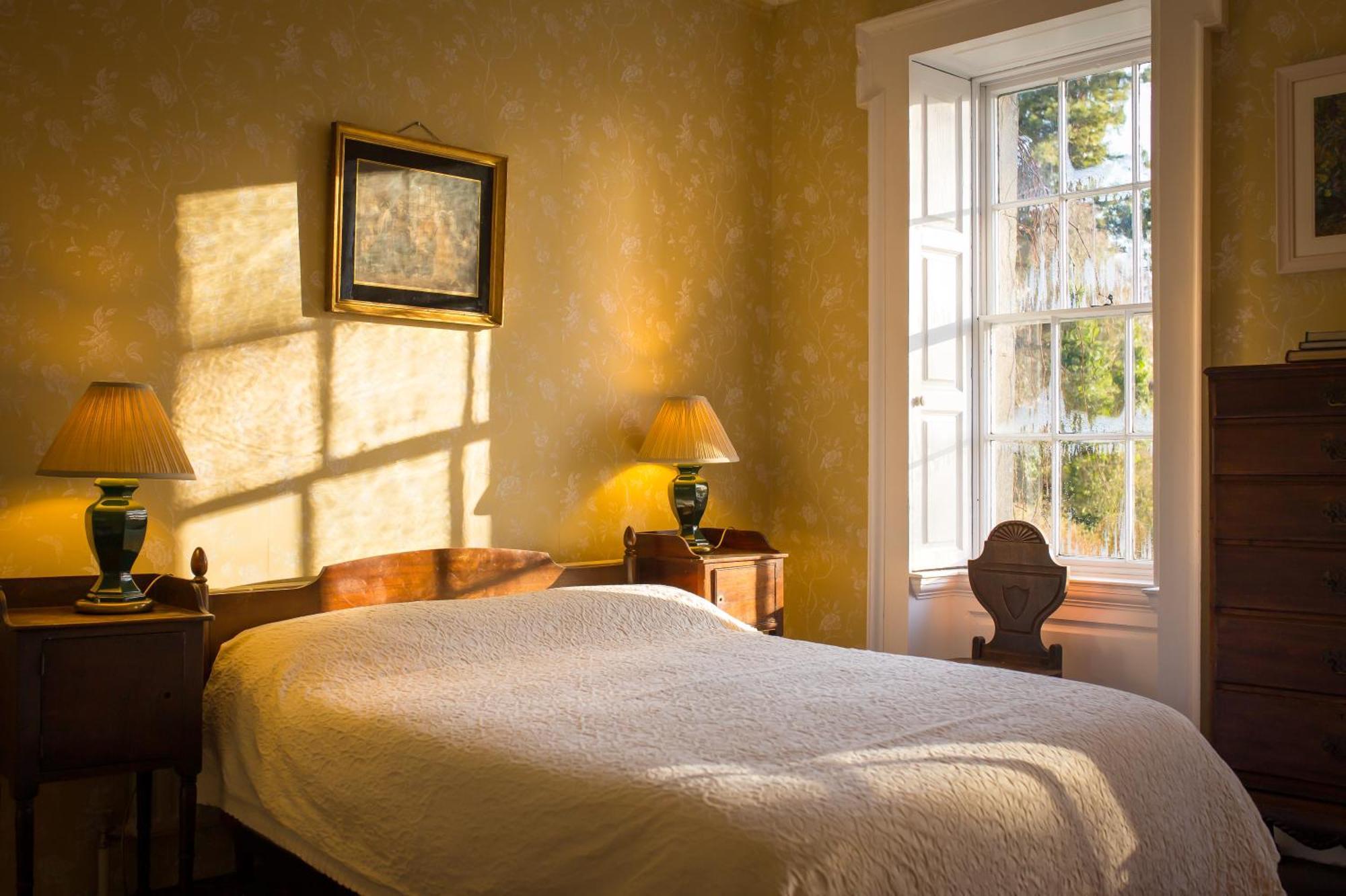 Roundwood House Hotel Mountrath Room photo