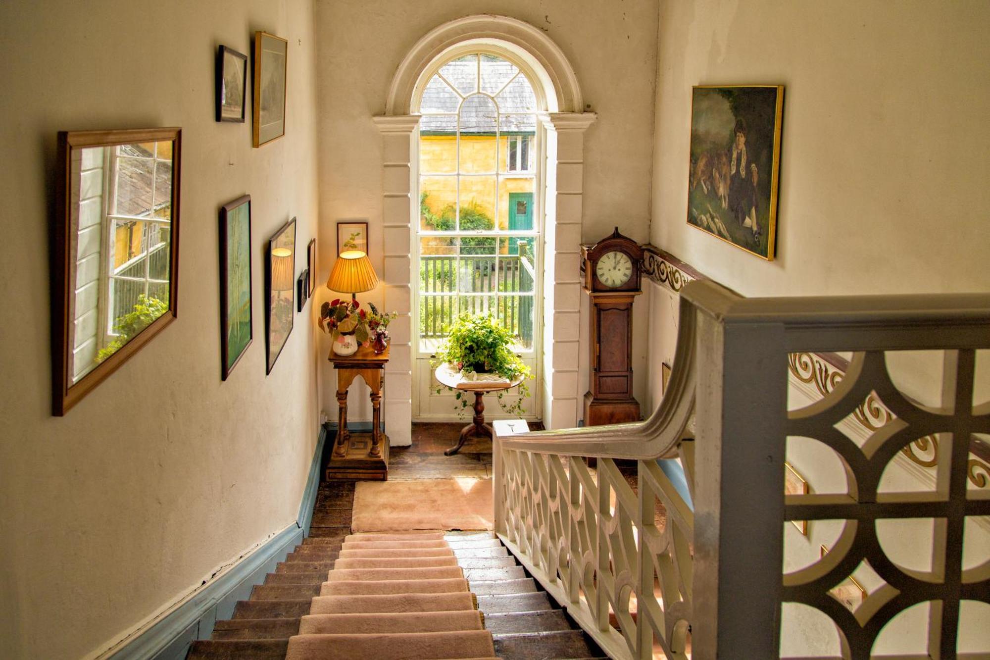 Roundwood House Hotel Mountrath Room photo